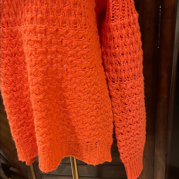 Free People V-Neck Sweater in Peach Orange Oversized XS Fits Up To M - Picture 6 of 8